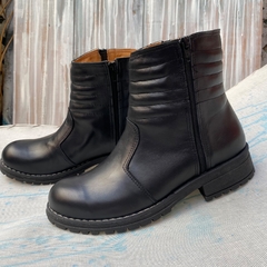 Botas bajas doble cierre negras . j05i-1112.ngi