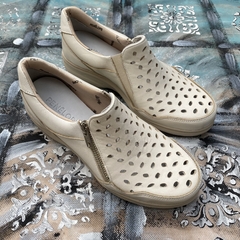 Zapatillas con cierre y elástico, superconfort, natural. p02-1911 - Altas de Olivos
