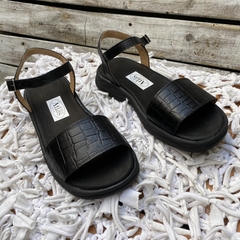 Sandalias confort con faja, negras . j05v-601.1