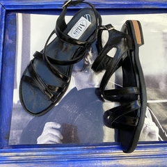 Sandalias chatas con tiritas, negras. f13v-2469 en internet