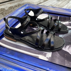Sandalias chatas con tiritas, negras. f13v-2469 - comprar online