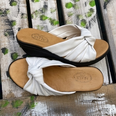 Chinelas nudo, taco chino, blancas. j05v-204