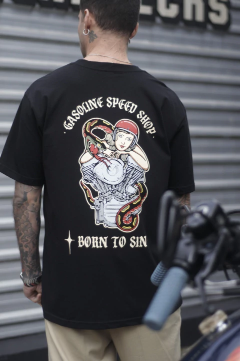 Camiseta Premium Gasoline - Born To Sin