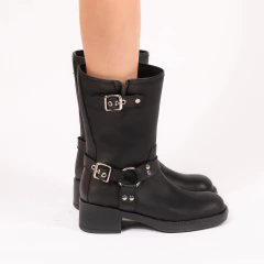 Bota Hopper en internet