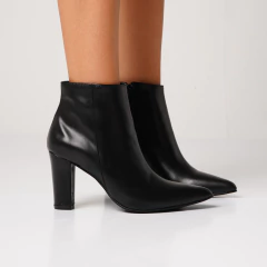 Botineta Savage Black - tienda online