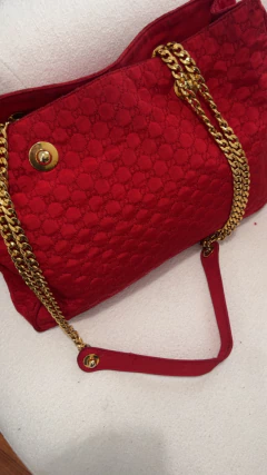 Cartera Gucci vintage con cadena y detalle metálico - comprar online