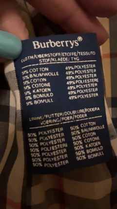 Gabardina Burberrys con forro a cuadros over en internet