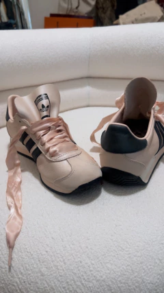 Zapatillas Adidas con lazos satinados edición lluntafa 38.5/39 en internet