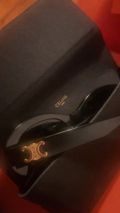 Anteojos de sol Celine ovalados