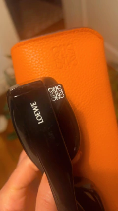 Anteojos de sol rectangular de marca Loewe en internet