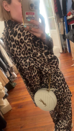 Cartera redonda Saint Laurent con funda sin uso en internet