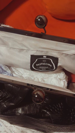 Cartera Pasticcino black Weekend MaxMara cuero doble cadena - CABU