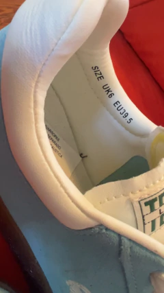 Zapatillas deportivas Lacoste Tennis Celeste sin uso nuevas en internet