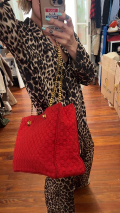 Cartera Gucci vintage con cadena y detalle metálico - CABU