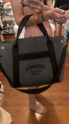 Bolso Cabás Hermès Sac de pansage Groom en fieltro de lana gris y lona marrón - comprar online