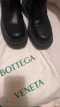 Botas altas con suela gruesa Bottega Veneta con caja fundas todo solo 1 uso