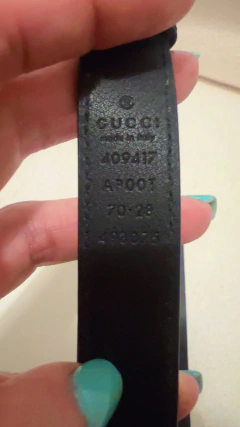 Cinturón Gucci de cuero con hebilla doble G - comprar online