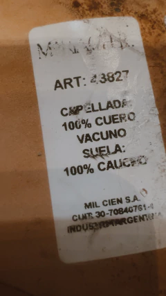 mocasin de cuero vacuno para mujer Cher talle 40 - CABU
