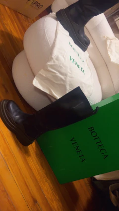 Botas altas con suela gruesa Bottega Veneta con caja fundas todo solo 1 uso - tienda online