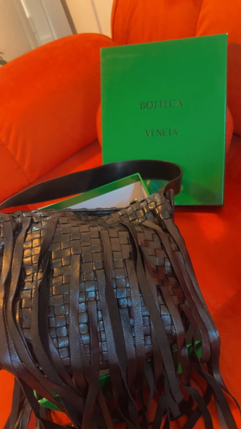 Cartera con flecos Bottega Veneta con. Caja - comprar online