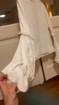 Imagen de Camisa aJt con detalle en mangas Y cierre el espada