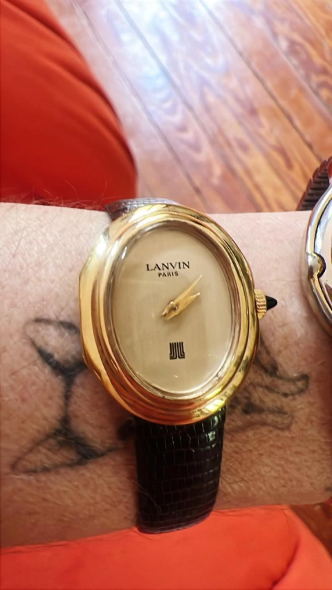 Reloj de pulsera Lanvin Paris acuerda sin necesidad de pilas - comprar online