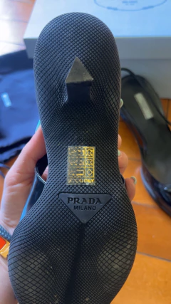 Zapatos Prada de punta fina Sin uso en caja y todos los accesorios - tienda online