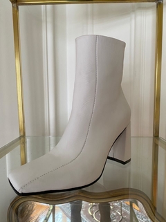 BOTA SILLA OFF WHITE - CABU