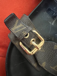 Sandalias Louis Vuitton con hebillas talle 40 en internet