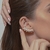Brinco Ear Cuff Pérolas Com Mini Losangos Cravejados Banhado No Ouro - BR2946