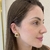 Brinco Três Elos Entrelaçados Lisos Banhado No Ouro - BR3143 - LAURA ASSUNÇÃO SEMIJOIAS 