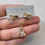 Imagem do Conjunto Brinco E Pingente Libélula Dourado ou Três Tons, Banhado no Ouro - CJ426