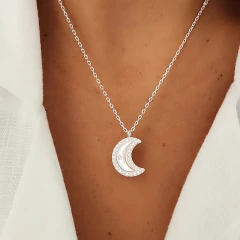 GARGANTILLA LUNA en internet