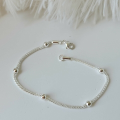 PULSERA COREANA Y BOLITAS - comprar online