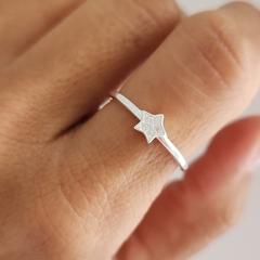 ANILLO ESTRELLA MICROPAVE SASHA - comprar online