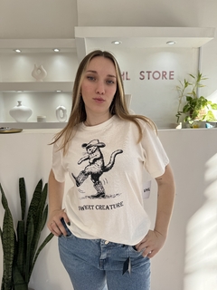Remera Sweet Creature - comprar online
