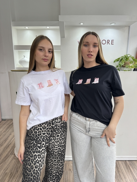 Remera estampada Boots