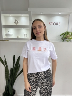 Remera estampada Boots en internet