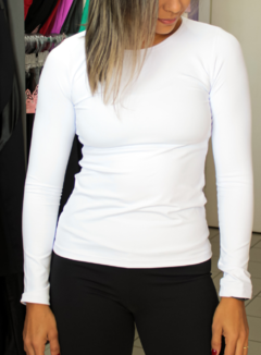 Blusa Básica feminina - Gola careca - BB 24 - comprar online