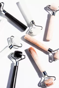 Roller Masajeador Facial/Corporal - Piedra Natural BLANCO - tienda online