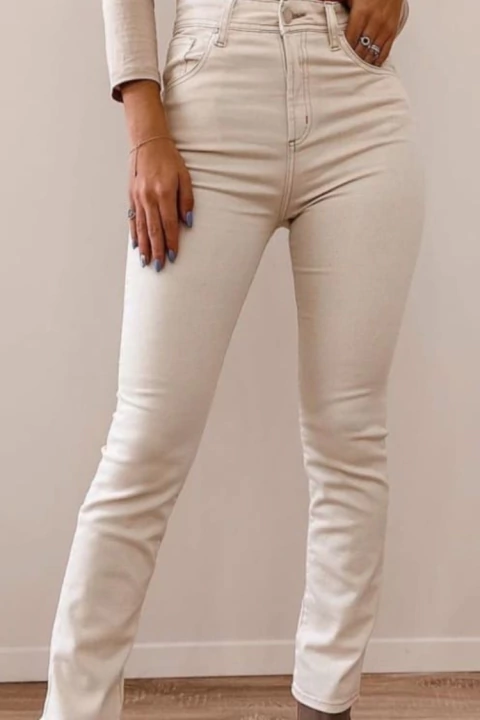 Jean Mom Crudo by Eccomi Cua. - comprar online