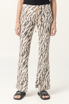 Pantalón Chad en internet