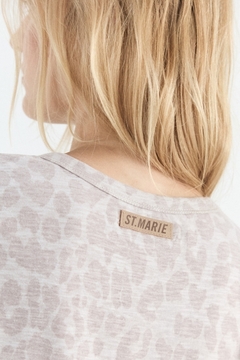 Remera Gigi en internet