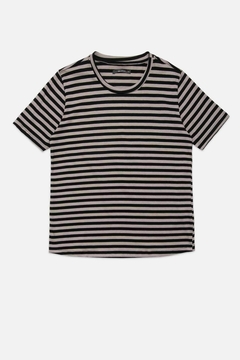 Remera Arezzo en internet