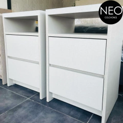 MESA DE LUZ MDF ESTANTE Y DOBLE CAJON en internet