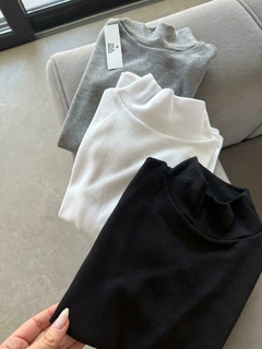 Media Polera (Gris) - comprar online