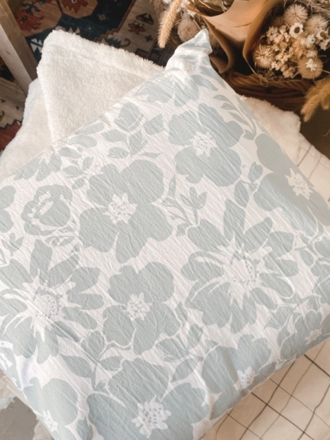 Almohadon Margarita Celeste