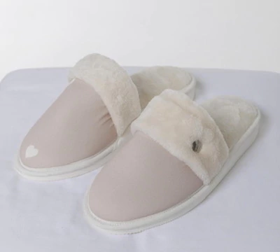 7325C. Pantufla con piel ASTRO - comprar online