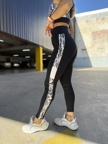 4835. Calza chupin recortes SUNSEA - comprar online