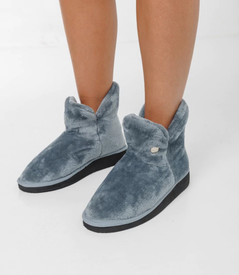 6425C. Botitas peluche COSNTELACIONES - comprar online